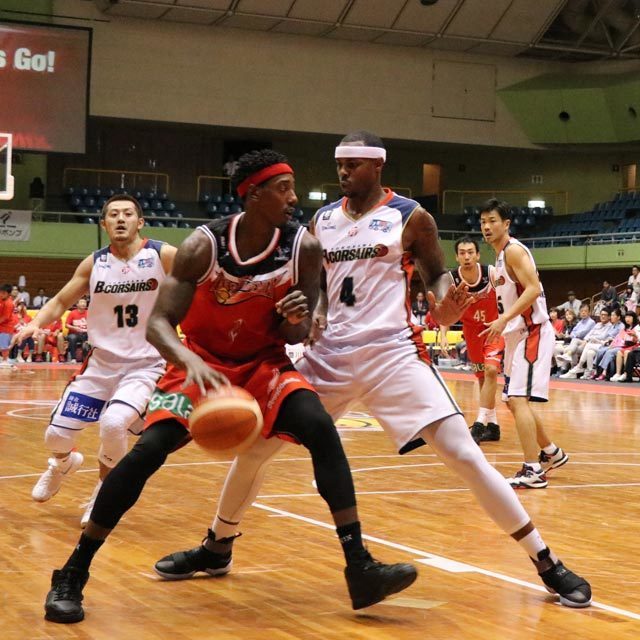 Bリーグ 三遠ネオフェニックス #2 Robert Dozier SAN-EN NEOPHOENIX vs 横浜ビー・コルセアーズ 2016.10.08-09 豊橋市総合体育館