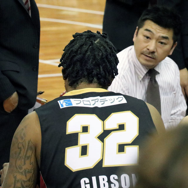 B.League Osaka Evessa #32 Xavier Gibson