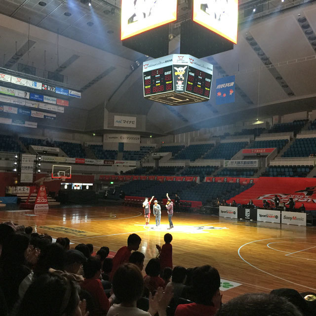 5月03日(水・祝)試合終了後に開催する「OSAKA EVESSA Thanks Festival」詳細が決定いたしました。当日はなんと、シャンプーハットのお二人が応援ゲストとして登場！選手、bt、まいどくんと一緒に楽しみましょう♪