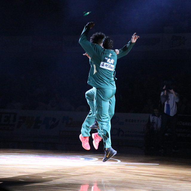 Bリーグ 西宮ストークス 背番号2番 ドゥレイロン・バーンズ KING Dr.Drae B.LEAGUE NISHINOMIYA STORKS #2 DRAELON BURNS photo by izy Rodriguez (Team Zion)