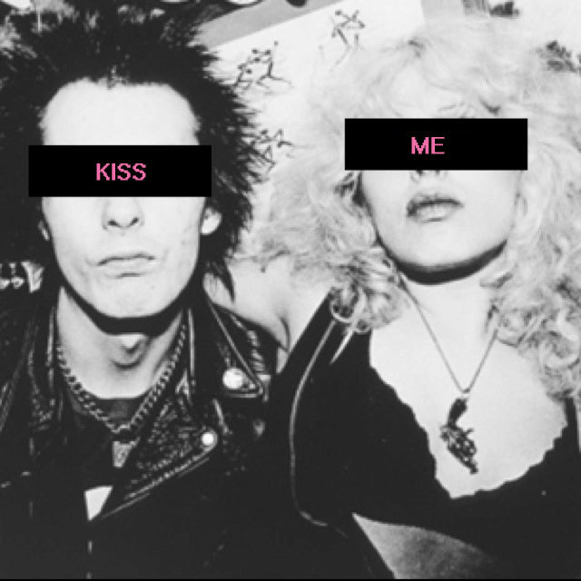 椎名林檎 Sheena Ringo ここでキスして。 Koko de Kiss Shite (Kiss Me)