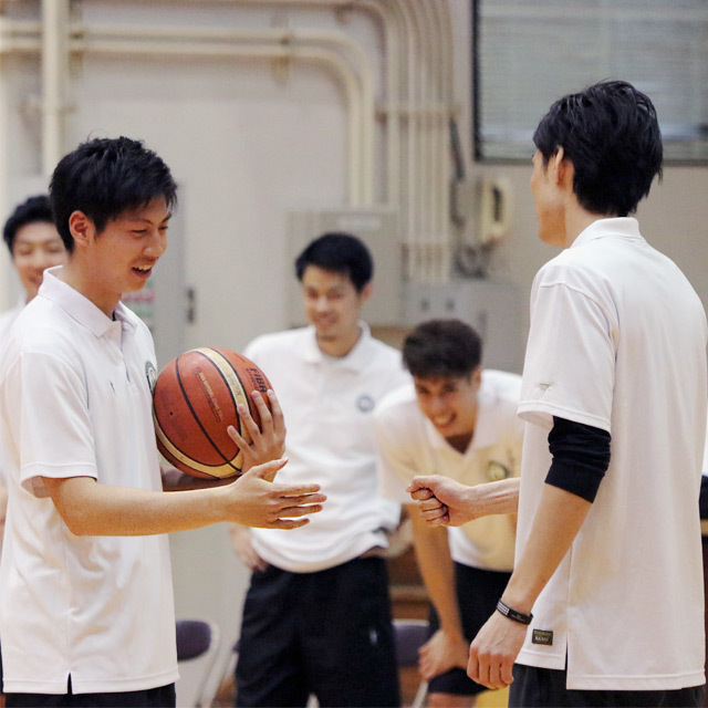 Bリーグ 西宮ストークス☆ファン感謝祭 ルーキー #8 濵高康明 vs #9 谷直樹 キャプテン photo by izy Rodriguez (Team Zion) Cafe de Zion online shop